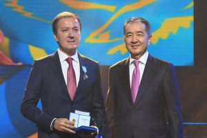 Генеральный директор АО «Нобел АФФ» Сельчук Танрыверди награжден Орденом «Курмет»